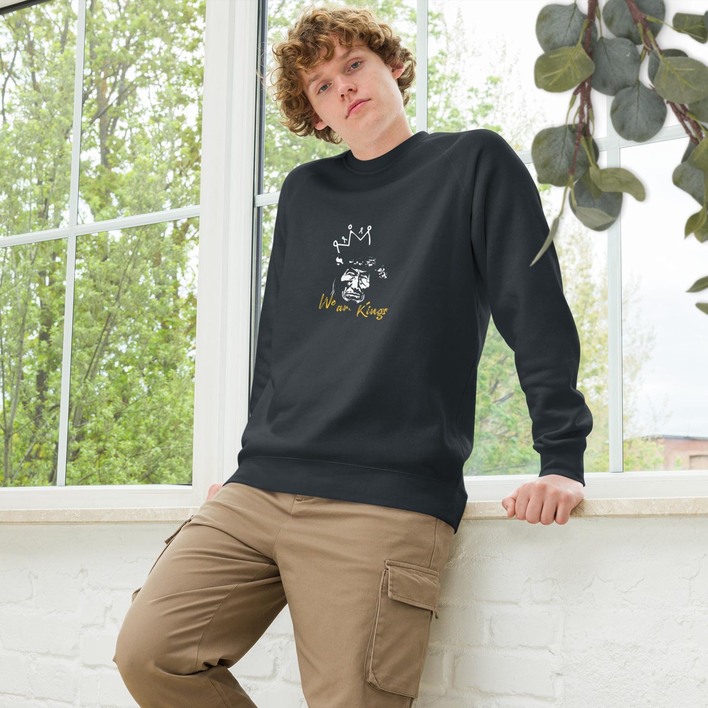 raglan sweatshirt